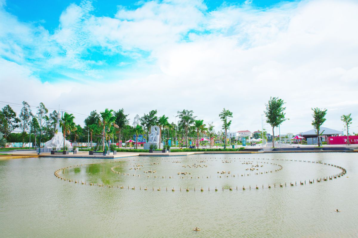 vòi phun nước trong công viên ở hậu giang