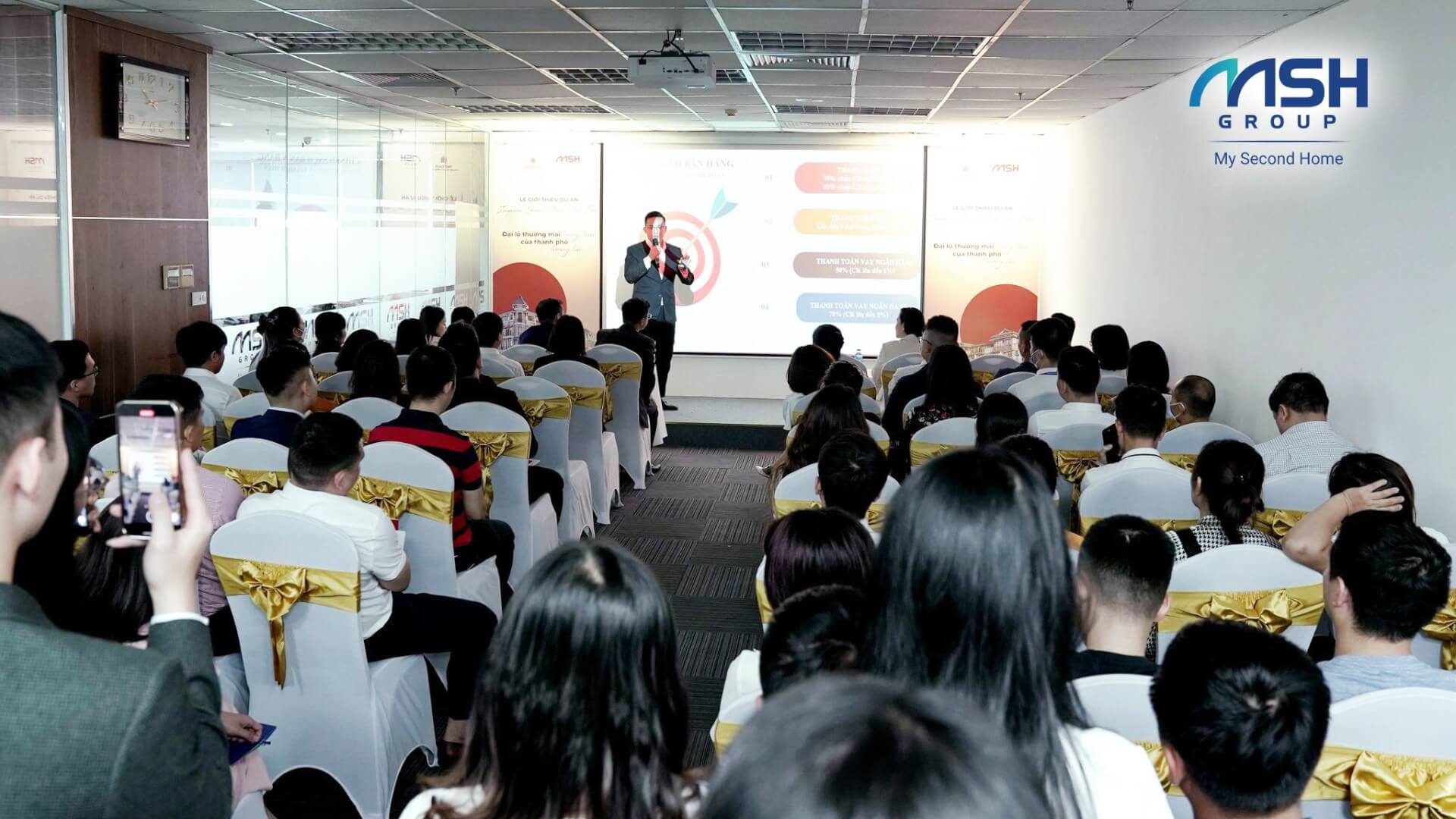 Một sự kiện mở bán dự án Shophouse tại Đức Hòa, Long An thu hút đông đảo nhà đầu tư tham dự