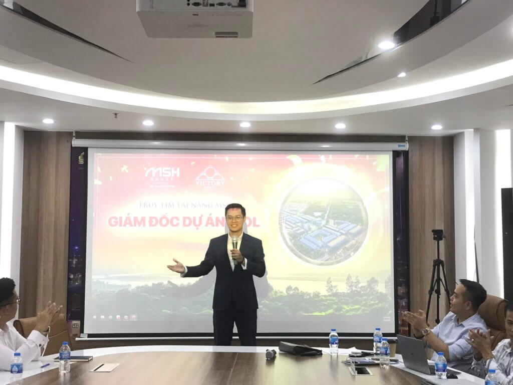 Phần trình bày của ông Phan Nguyên Phước - Giám đốc Khối