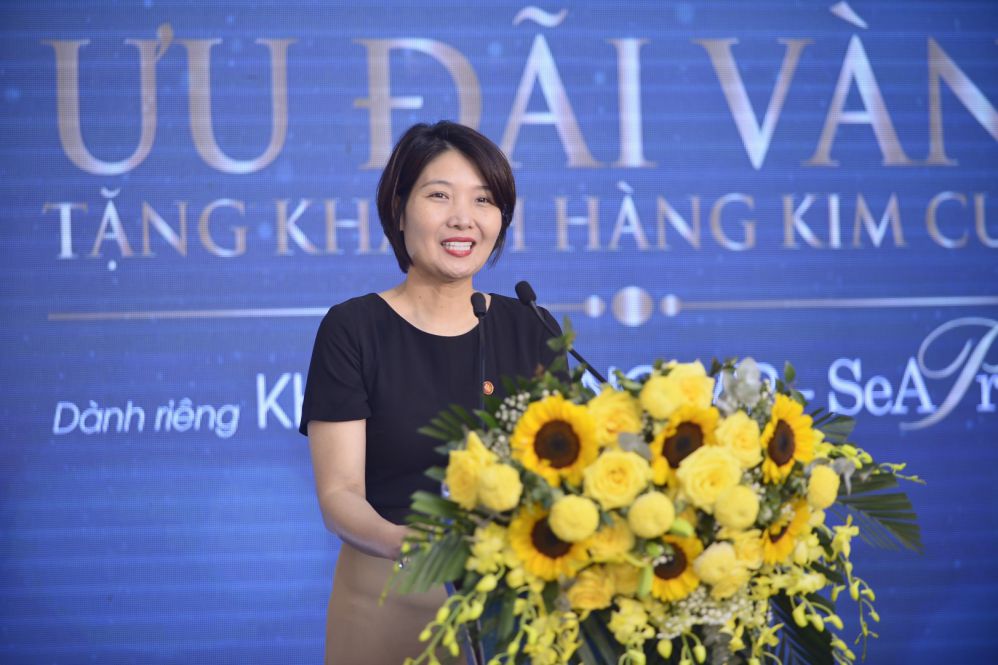 Bà Hoàng Quỳnh Phương, Phó giám đốc khối Bất động sản BRG chia sẻ tại sự kiện về tâm huyết và tầm nhìn của nhà phát triển dự án.